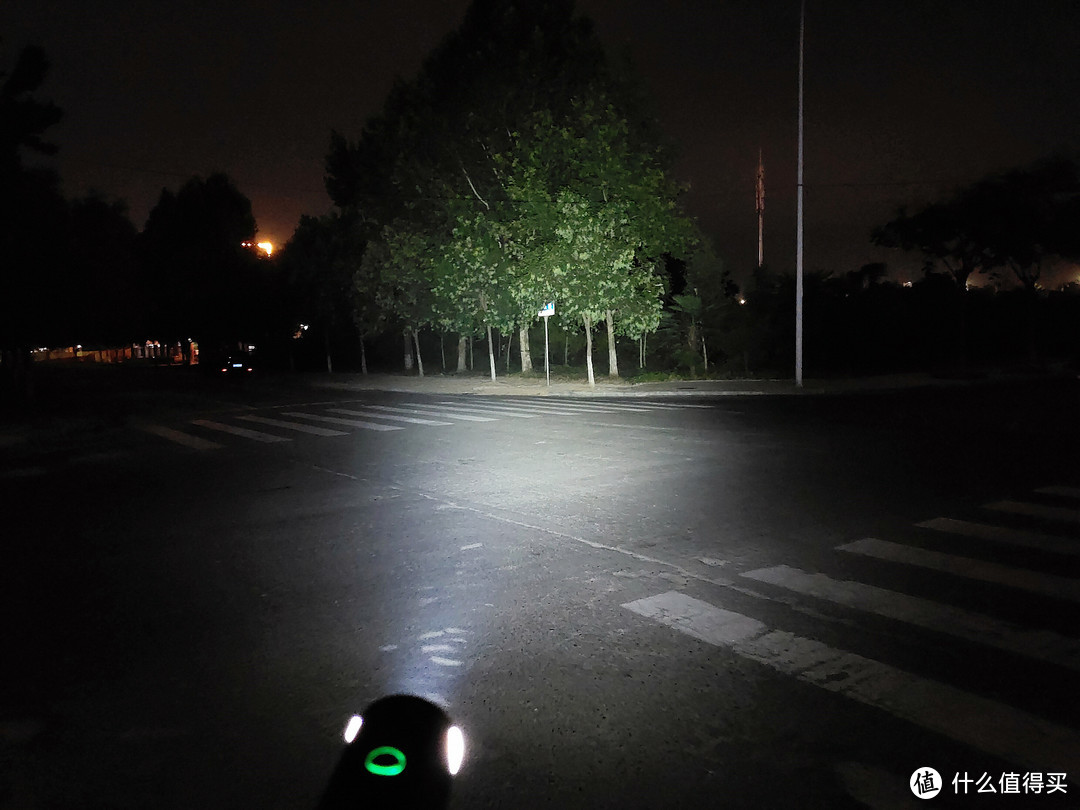 户外夜骑，照亮你回家的路！迈极炫SF1800车灯体验
