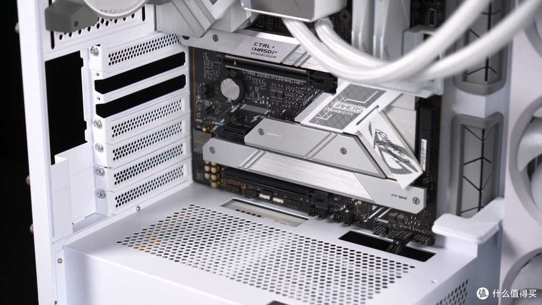 30不香40香?YOGO X1游戏装机 12900K+RTX3080这配置真的香