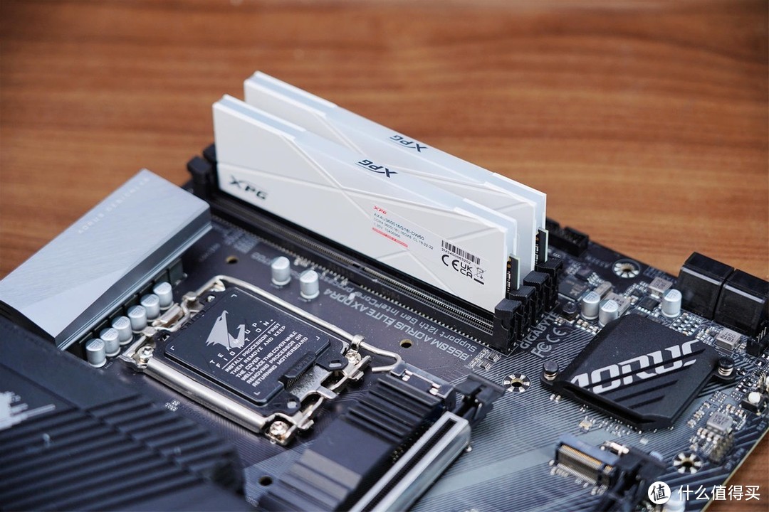 中端主板如何选？技嘉小雕 AXB660M AX DDR4用实力告诉你，选它没有错！