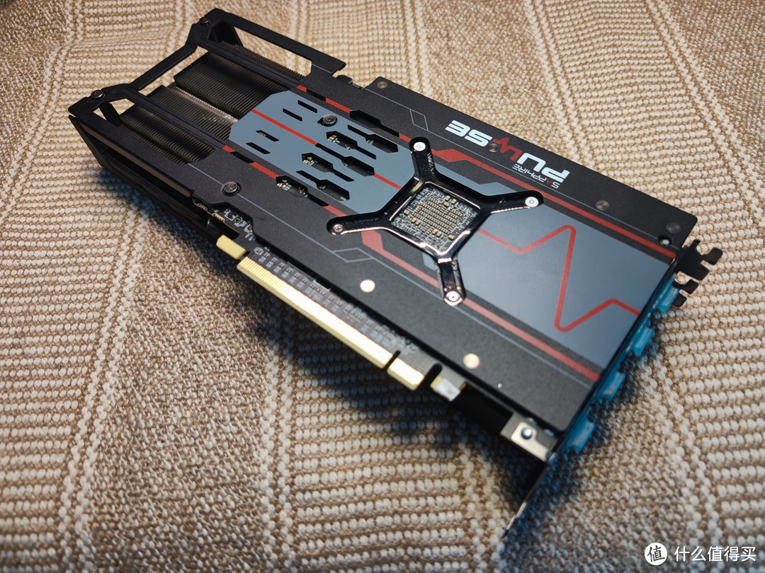 ￥589验票RX5600XT矿渣卡，号称脚踩GTX1660Super是否实至名归？