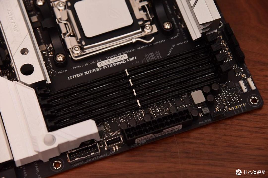 能否战平12600k?—zen4 7600x与华硕x670e实战测试!