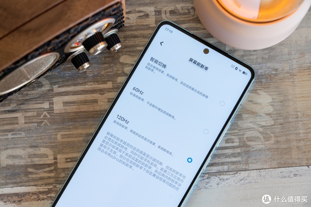 手机真没必要买贵的，比如vivo S15这种中端机就完全够用了