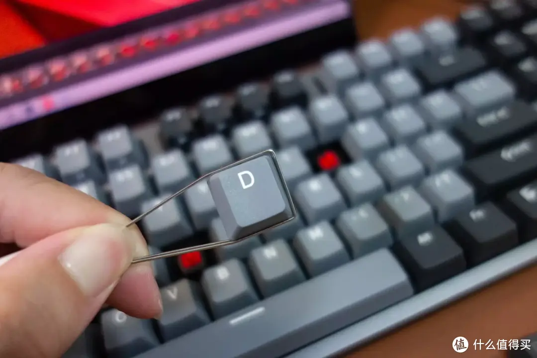 从此薄膜是路人！杜伽K310红轴机械键盘体验：顺滑流畅，做工扎实