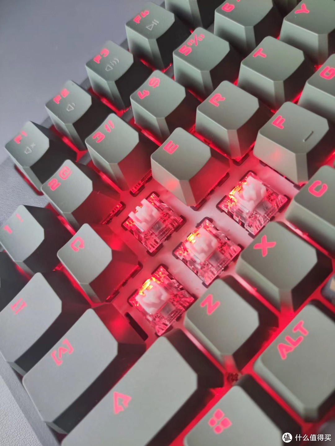 血手幽灵3玩家变速机械键盘T98——新体验