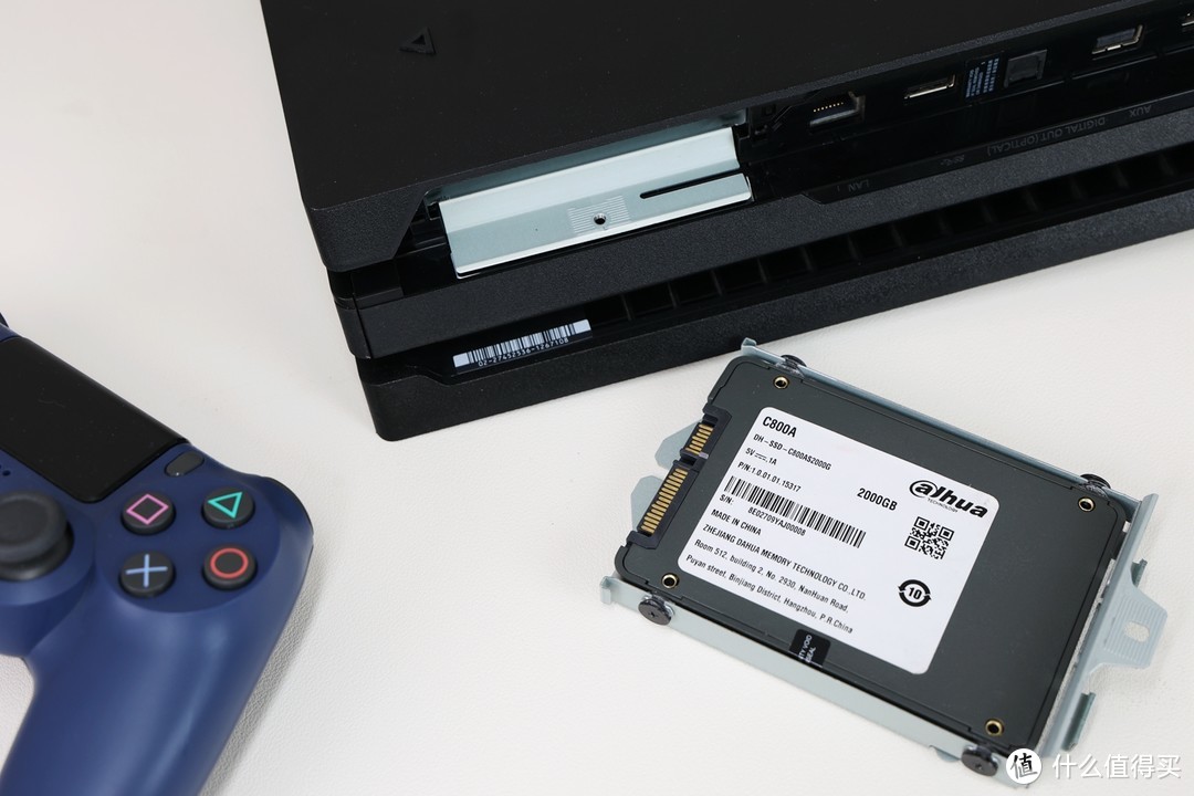 大华C800A固态硬盘助力PS4 Pro老树发新芽（PS4硬盘更换、数据备份、重装系统教程）