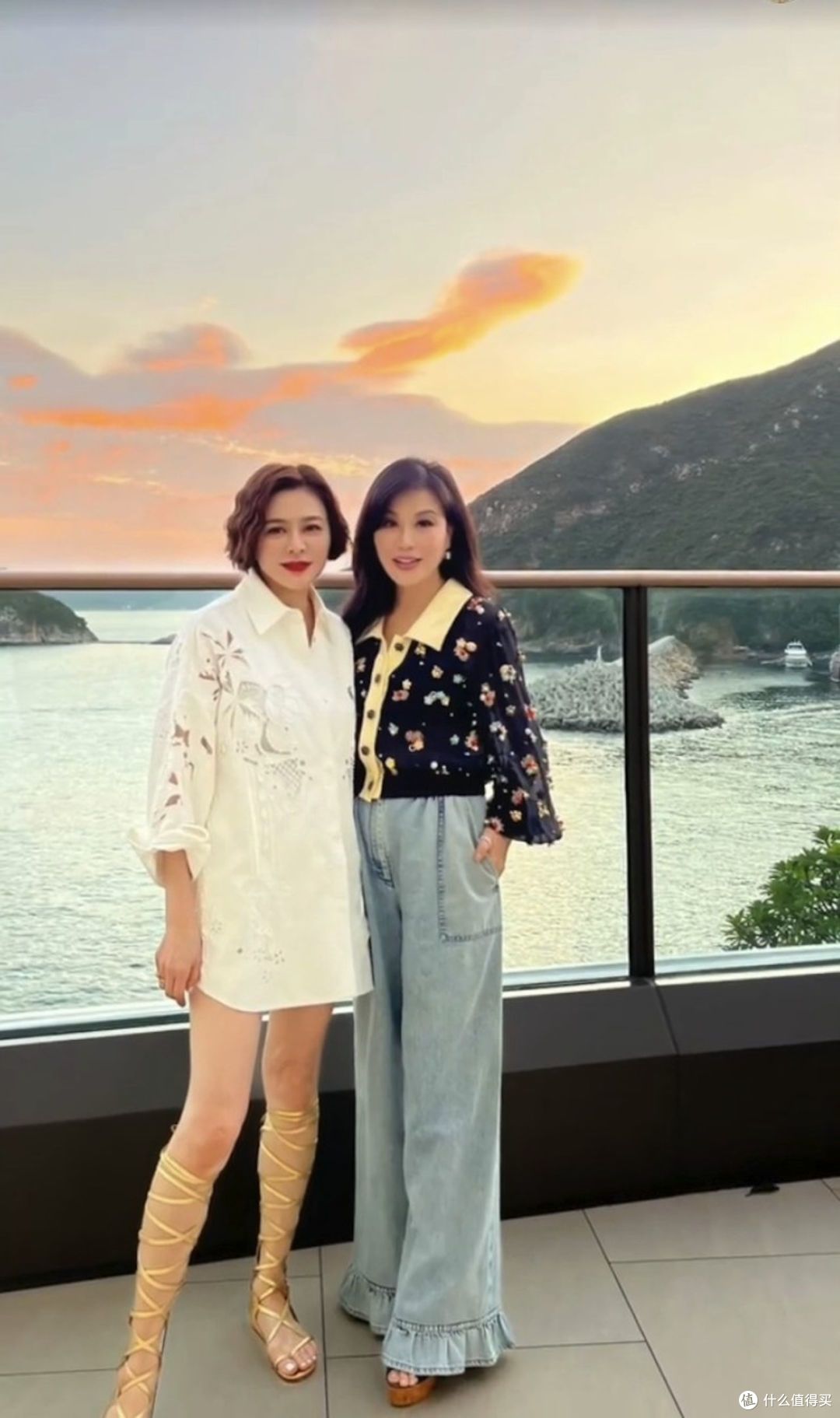 关之琳过60岁大寿,吕良伟的太太杨小娟 po 了两人合影.