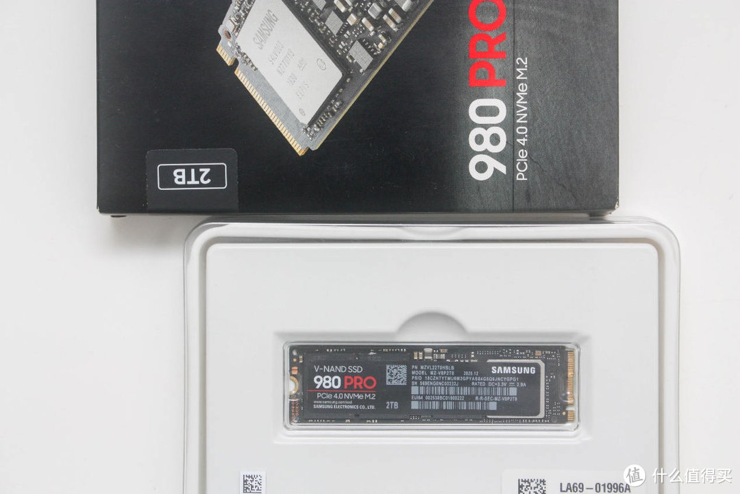 PCIe4.0旗舰终极比拼：致态TiPro7000 2TB Vs 三星980PRO2TB