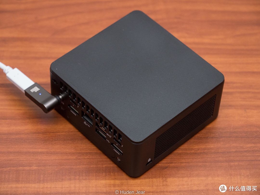 intel NUC12 华尔街峡谷 i7 测评：迷你小巧，但是性能强劲