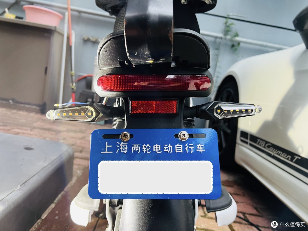 驾乘更安全--电动车加装转向灯详细步骤