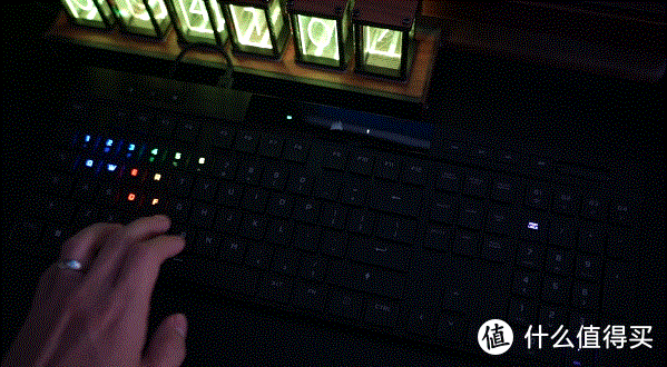 机械键盘的手感，薄膜键盘的轻薄——装满“黑科技”的美商海盗船K100 AIR深度评测