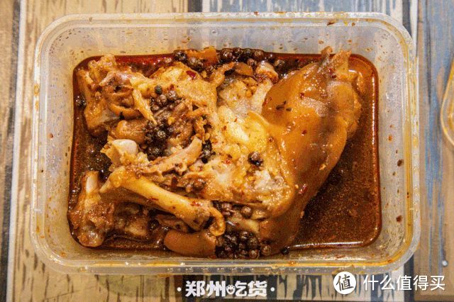 南北通吃，这座「火车拉来的美食城市」，中！