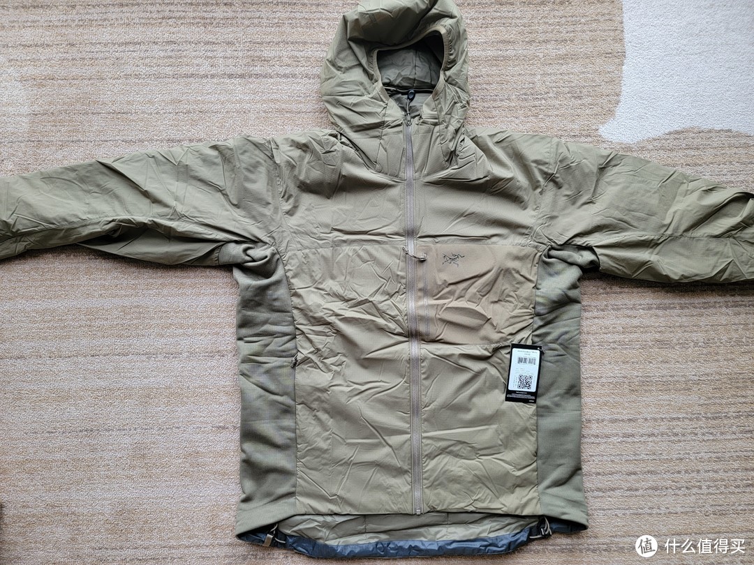 今年冬天买这一件始祖鸟棉服就够啦！ARC'TERYX LEAF ATOM HOODY LT