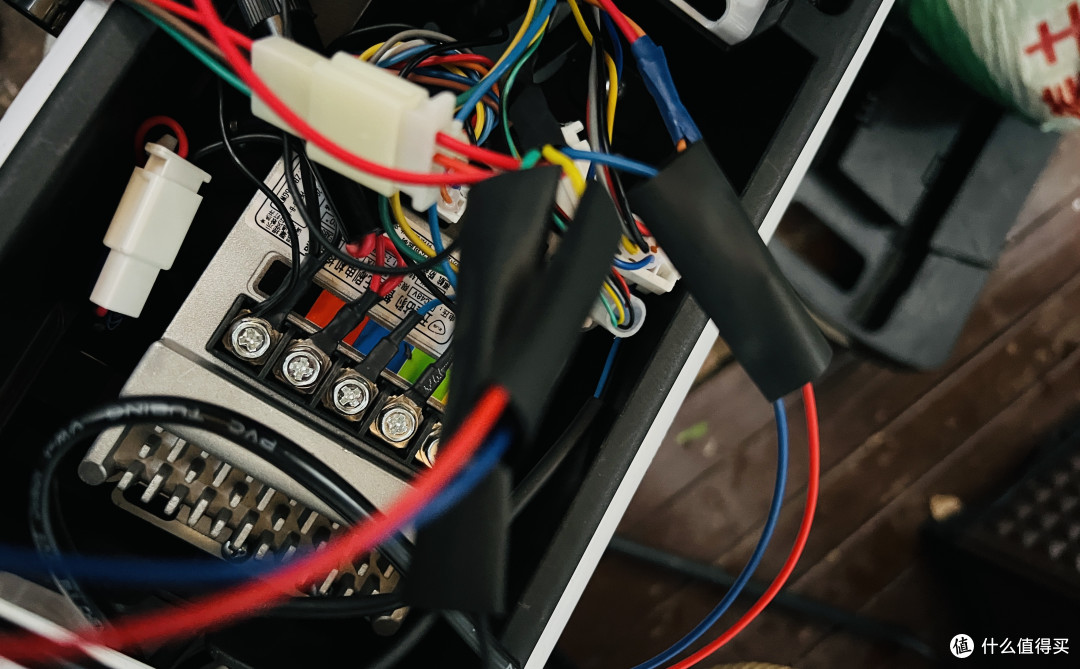 驾乘更安全--电动车加装转向灯详细步骤