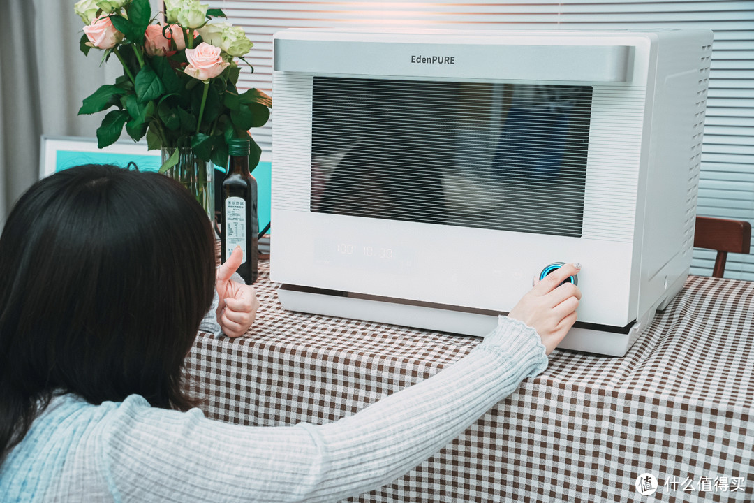 為什么說微蒸烤一體機是超實用的料理工具！它真的可以拯救當代年輕人吃飯問