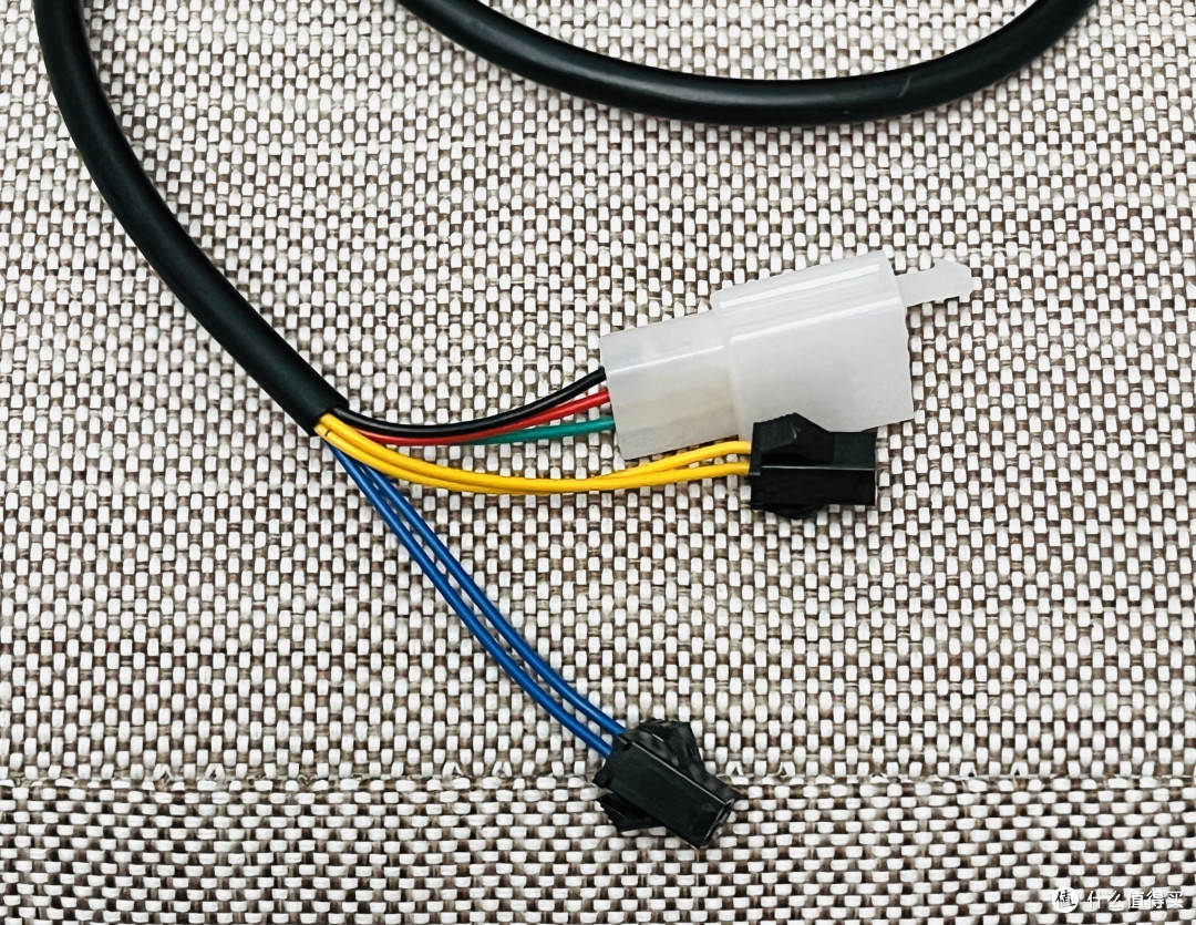 驾乘更安全--电动车加装转向灯详细步骤