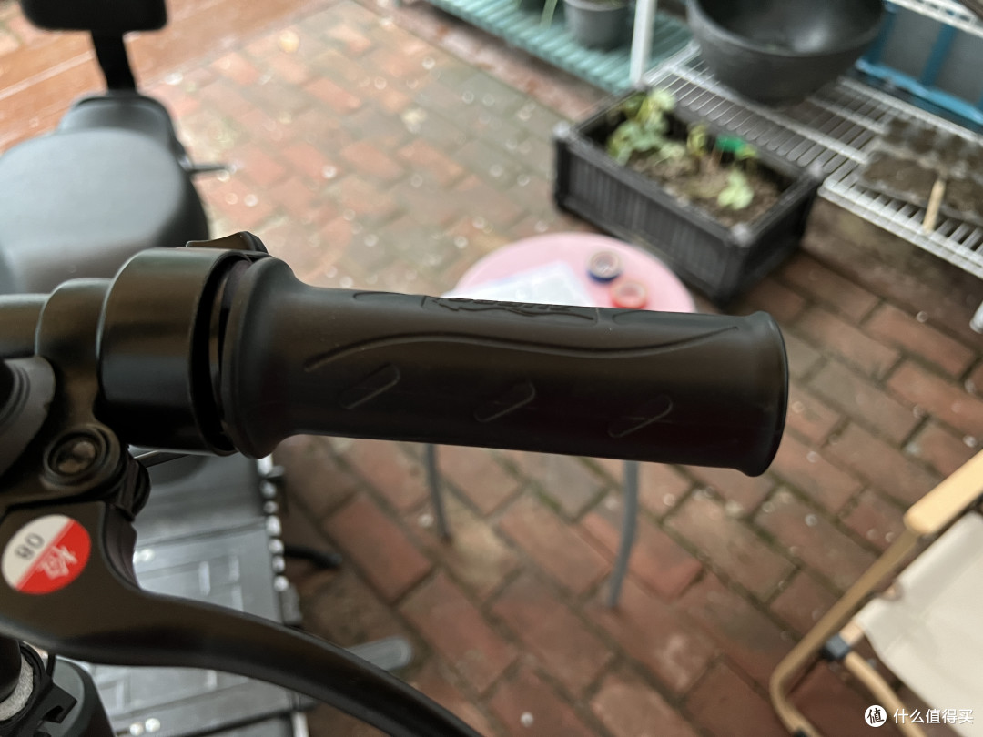 驾乘更安全--电动车加装转向灯详细步骤