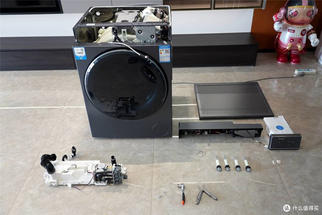 开启省水省电速溶新时代--海尔10kg精华洗极净系列洗烘一体洗衣机拆解