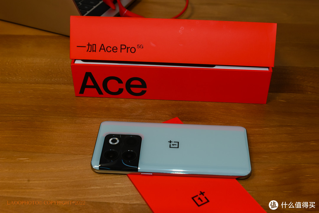 选高性能的手机，首选是一加Ace Pro