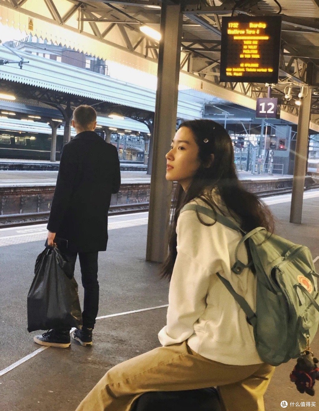 撞脸刘亦菲的99年小花卢昱晓清纯甜妹的皮囊下还有一些走心穿搭