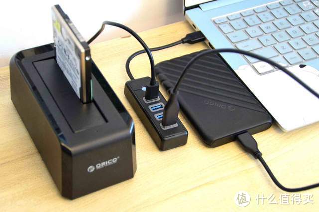 四口同读即插即用，奥睿科USB 3.0口袋集线器解决U口紧张瓶颈问题