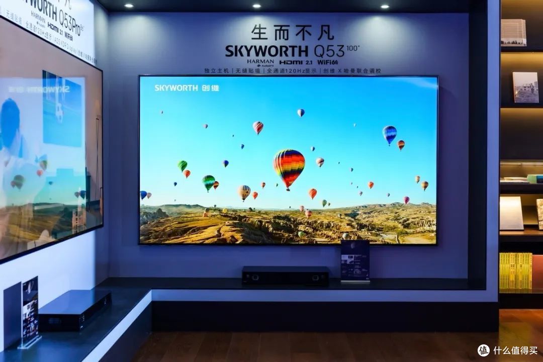 在家摆上100英寸的“智能壁纸”是种什么体验？