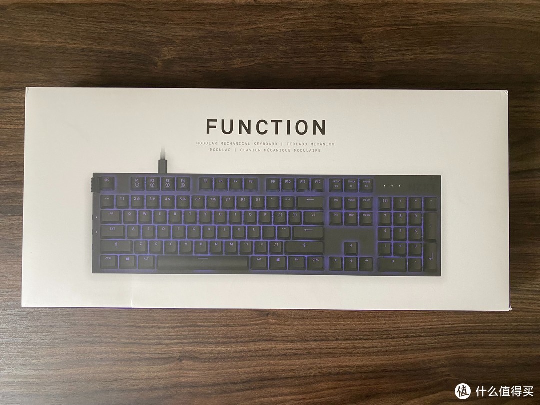 舒适的手感，酷酷的黑色，NZXT恩杰 FUNCTION RGB机械键盘