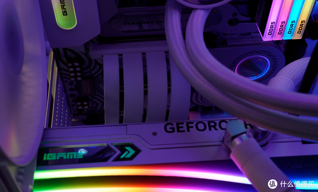 性能超越天网的显卡终于来了，七彩虹 iGame GeForce RTX 4090 Neptune OC首发测评
