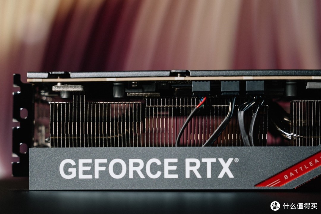 七彩虹战斧GeForce RTX 4090豪华版首发评测：争当AI创作全能手