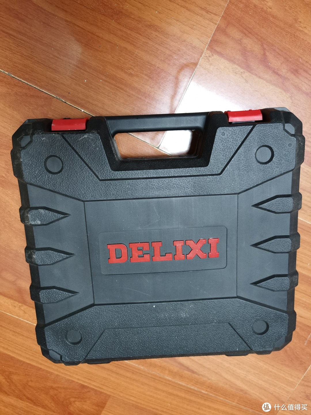 德力西轻型电锤DLX-16DC使用评测