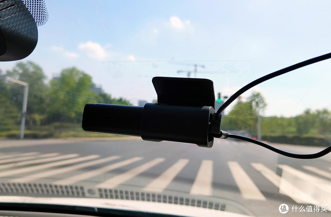 一路“佑”你—佑途C2L智能防碰行车记录仪，安全驾驶更安心！