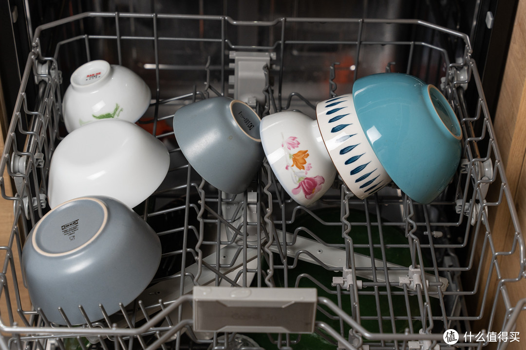5年，洗碗机差距有多大？5年前西门全进口旗舰与22年国产4K入门，谁更好用？