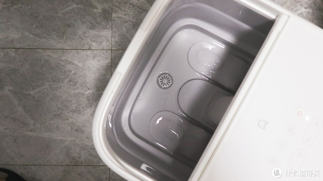 提升家庭泡脚体验，还需米家智能升降足浴器