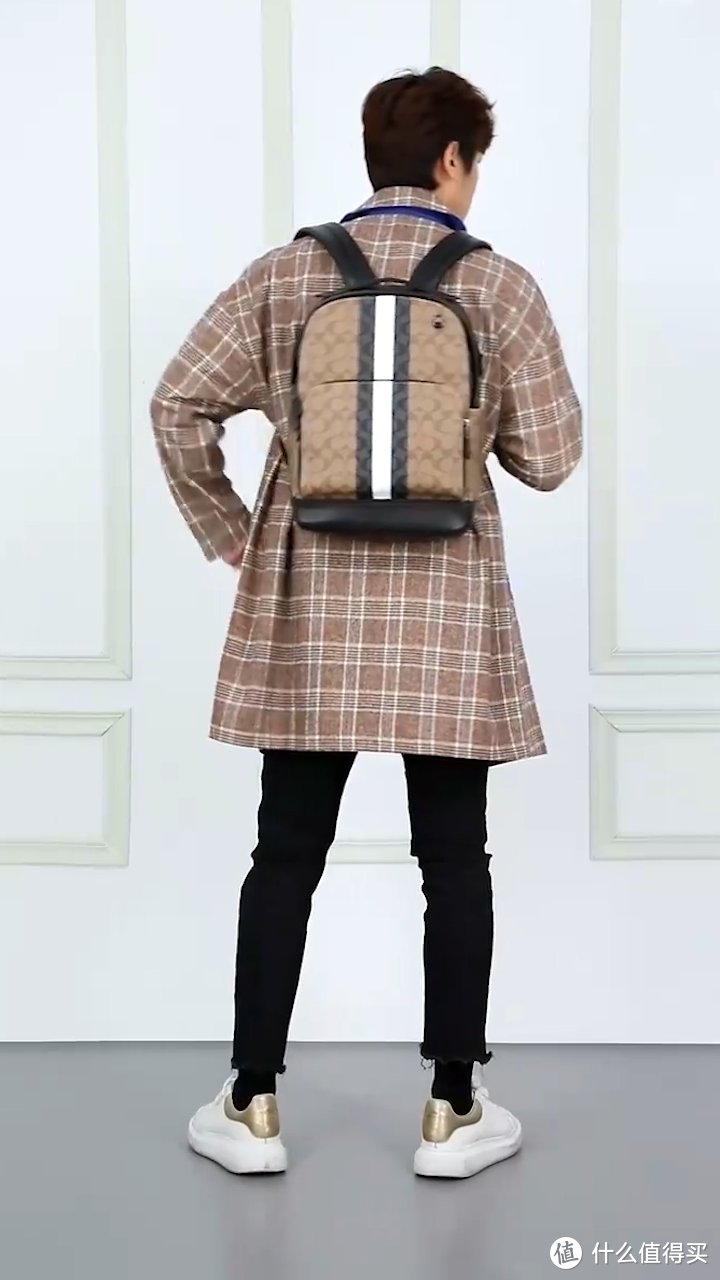 蔻驰COACH男士大号双肩包，卡其色拼色PVC配皮，送男友的时尚礼物