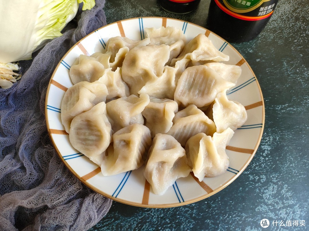 调饺子馅最忌加料酒，不少人都喜欢放，难怪饺子不好吃、有怪味