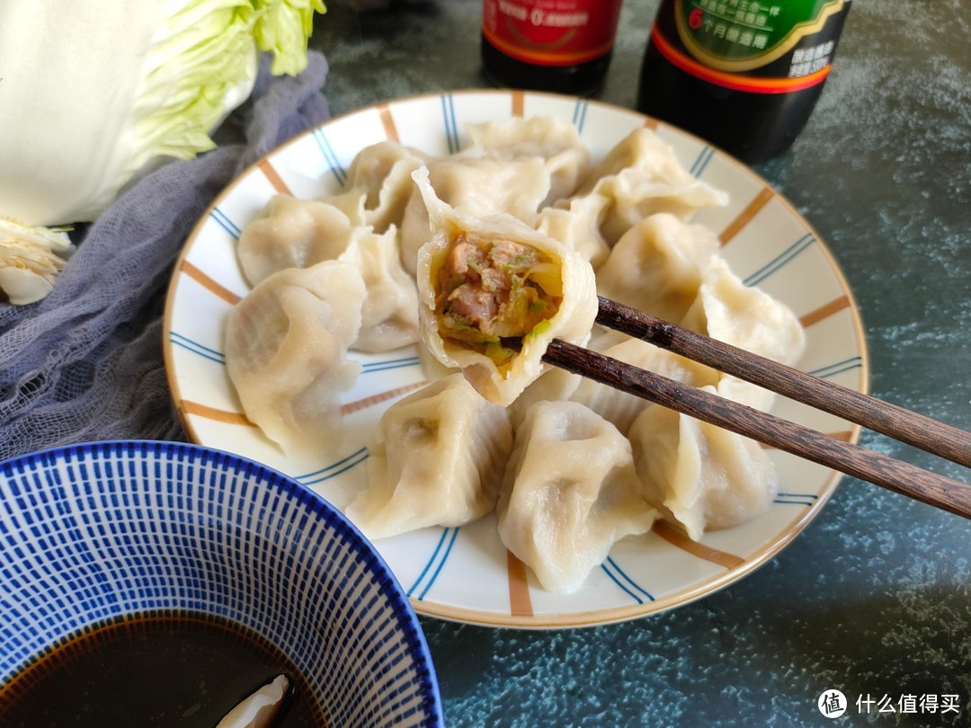 调饺子馅最忌加料酒，不少人都喜欢放，难怪饺子不好吃、有怪味