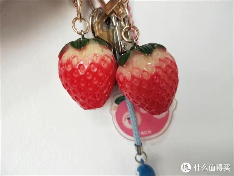 可爱软萌治愈少女心草莓控小清新钥匙扣仿真挂链包包创意挂件饰品