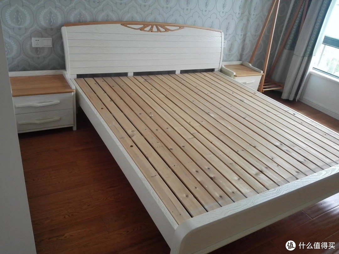 过来人的忠告：卧室最好别装这4种床，浪费钱，还非常不实用