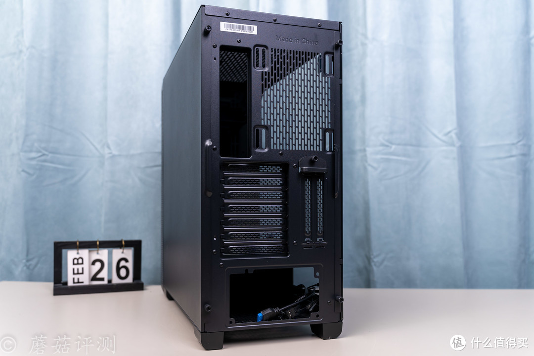 低调沉稳，安静冷静、Tt（Thermaltake）启航者S5 PLUS机箱 评测