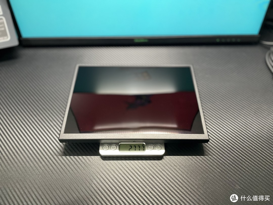 捡垃圾：225元的10.5寸一线通便携屏 Surface GO2同款屏幕