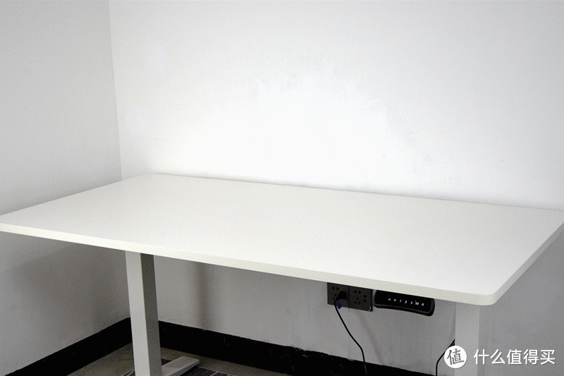1.28²小清新桌搭怎么搞？换了乐歌iE3智能升降桌，实际效果如何