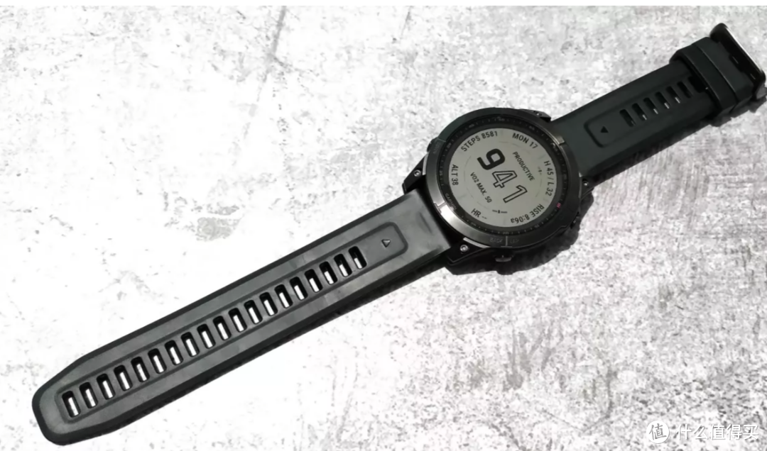 强大的太阳能户外运动手表－佳明 Fenix 7