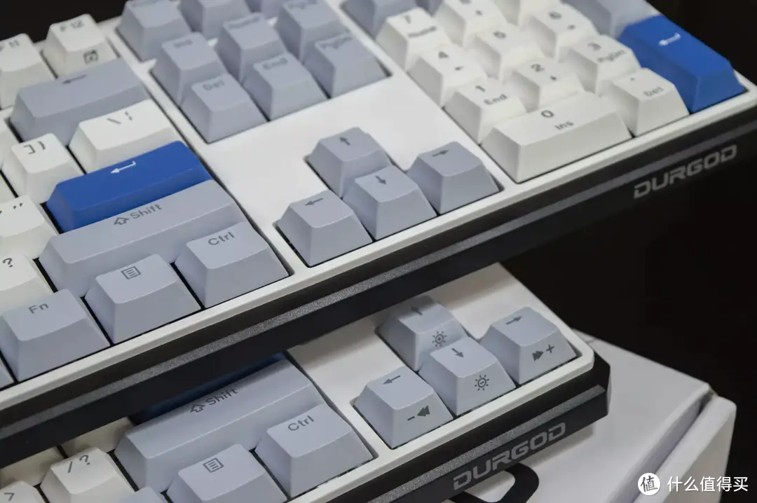 白光新轴,内敛百搭:杜伽K620w无线三模机械键盘开箱
