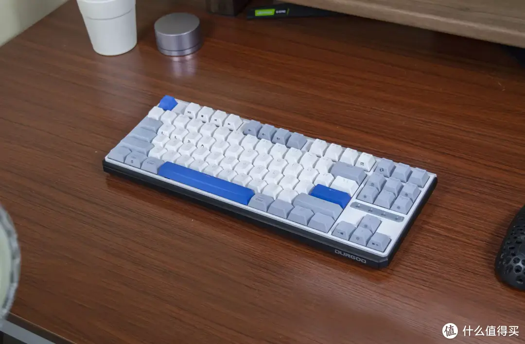 白光新轴,内敛百搭:杜伽K620w无线三模机械键盘开箱