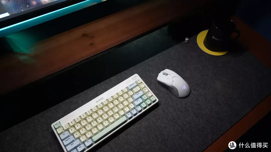 黑爵K690T PRO热插拔键盘使用体验