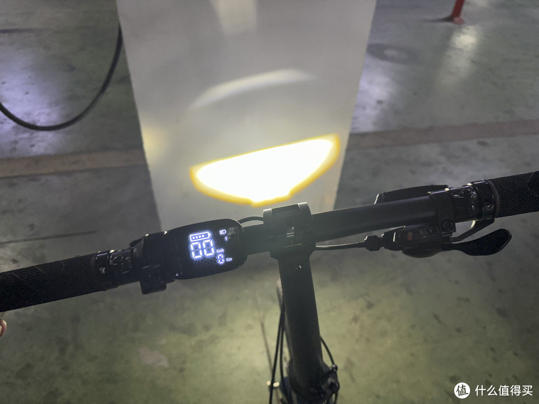 折叠？变速？还有电机！通勤神器—Fiido X电助力自行车评测