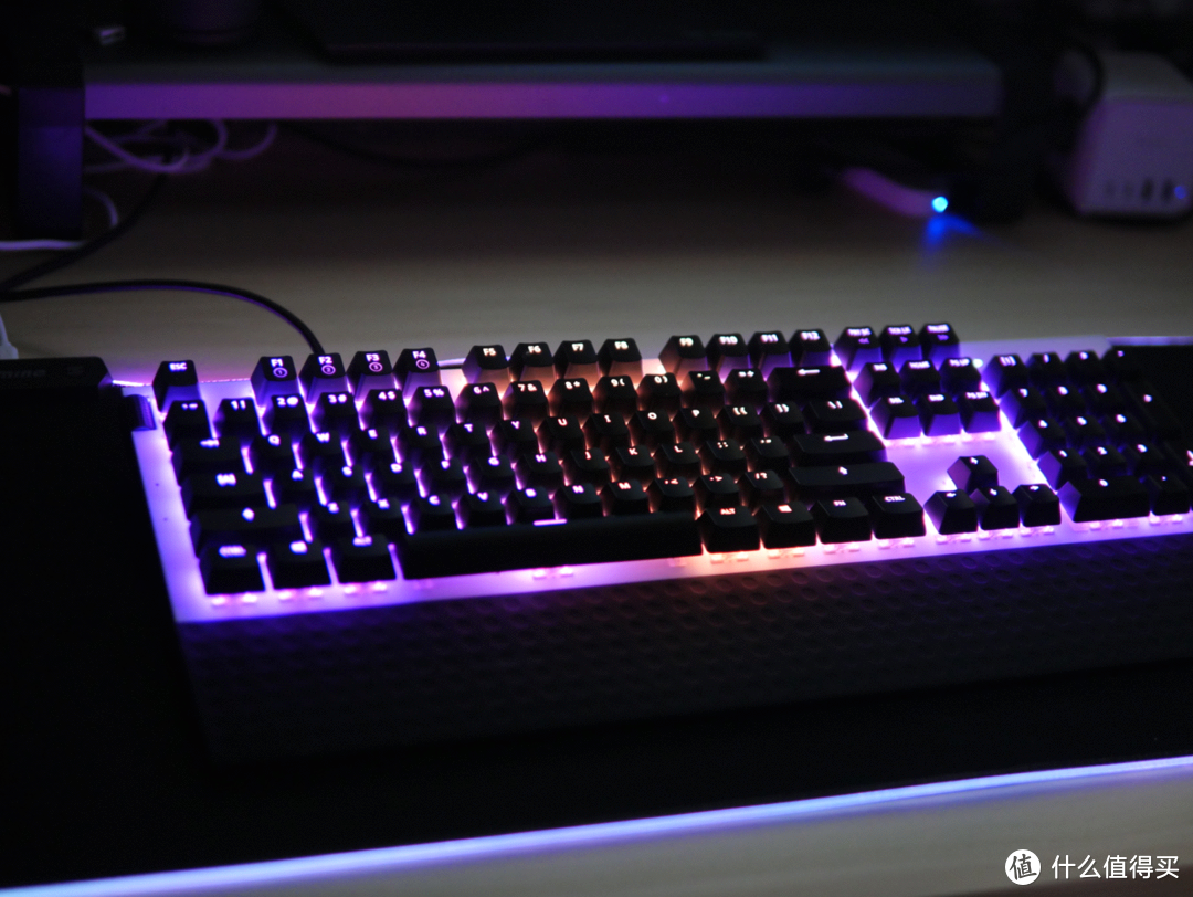 十足电竞感，奥利奥配色的恩杰NXZT机械键盘使用体验
