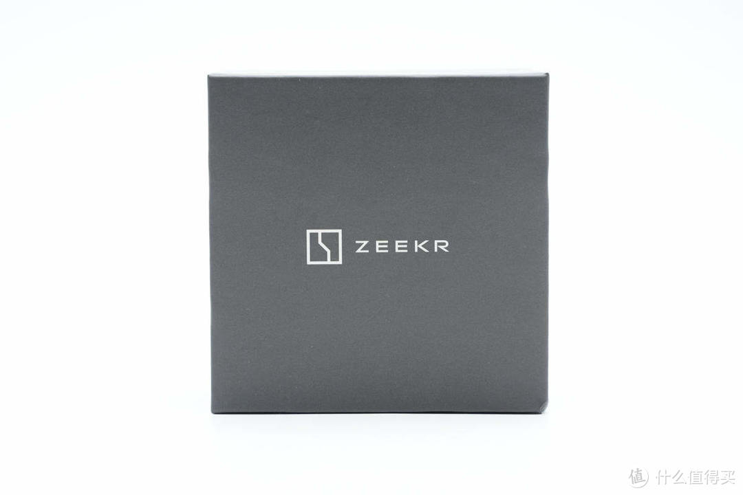 拆解报告：ZEEKR极氪30W 1A1C车载OBD充电器COC12Z1A