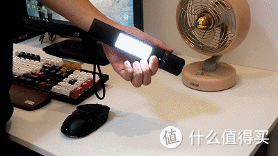 小米推出首款多功能属性手电筒，双十一可以抓紧时间入手