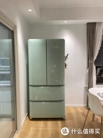 家里的冰箱如何摆放，应该注意哪些事项？