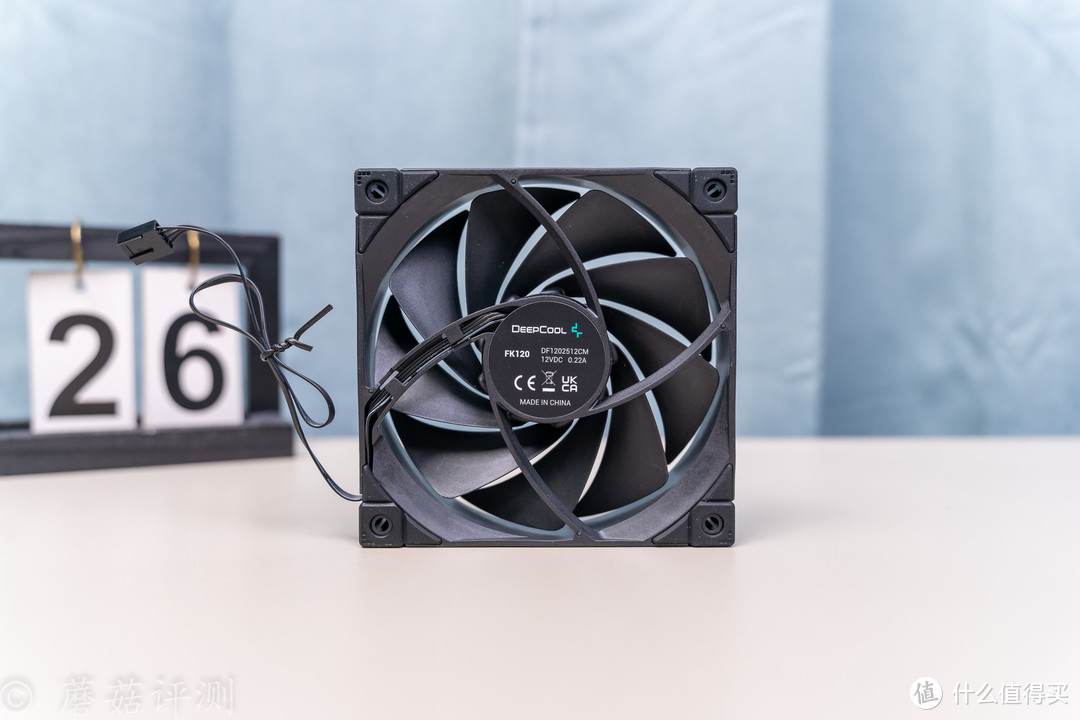 性能强劲，稳稳压住13700K、九州风神（DEEPCOOL）冰魔方360CPU水冷散热器 测试